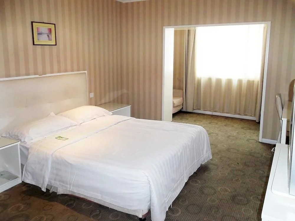 Tianjin Yuetan Hotel