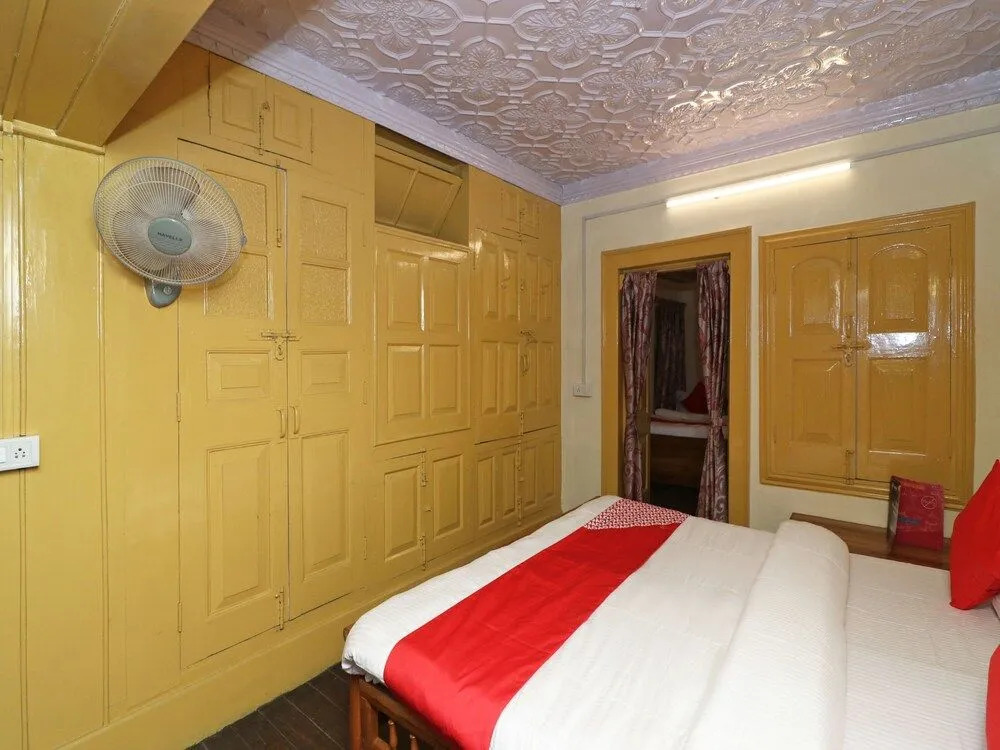 OYO 13486 Bhavya Heritage Inn