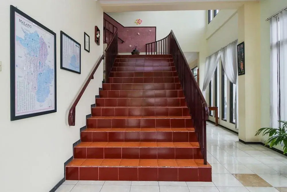 Airy Syariah Klojen Surabaya 1 Malang