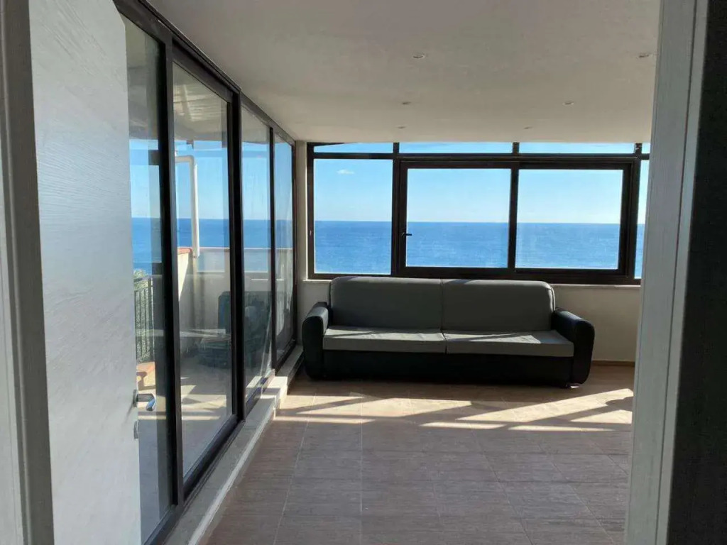 Nick & Santos Holiday Homes