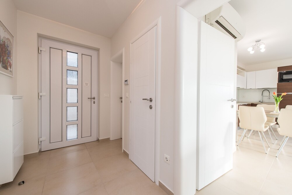 Sargas Suite 5 With Pool View