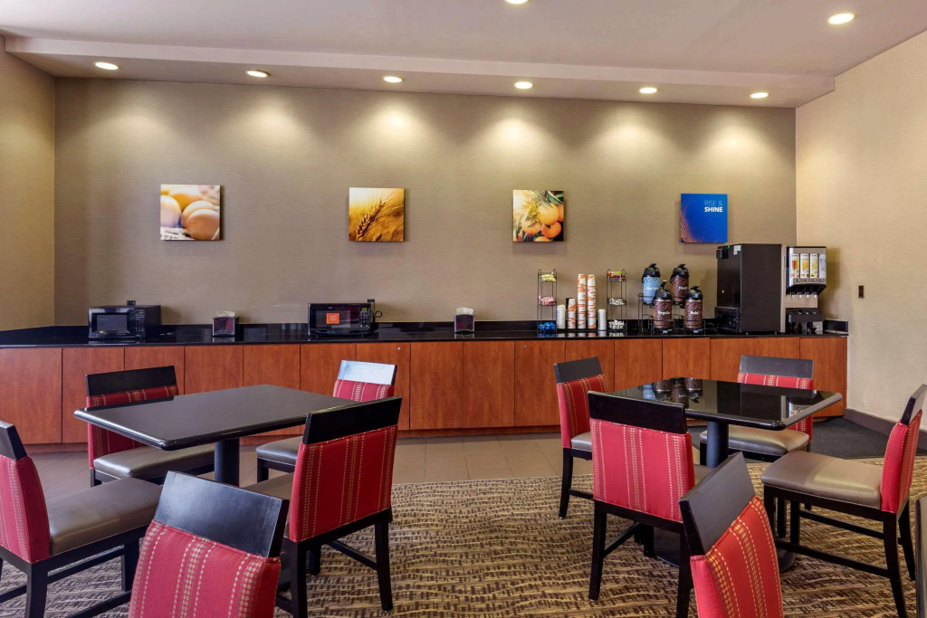 Comfort Inn DFW North-Irving