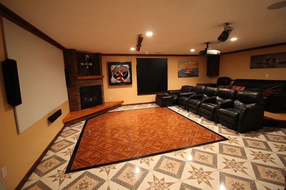 Adventure Suites