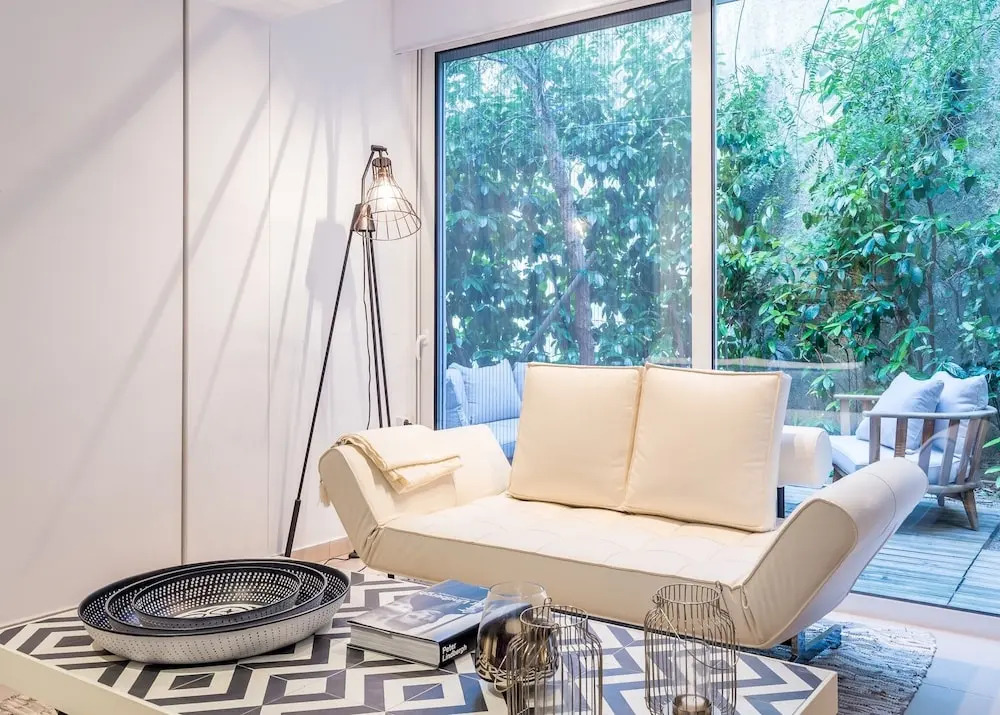 Bliss Living Apartments Vouliagmeni