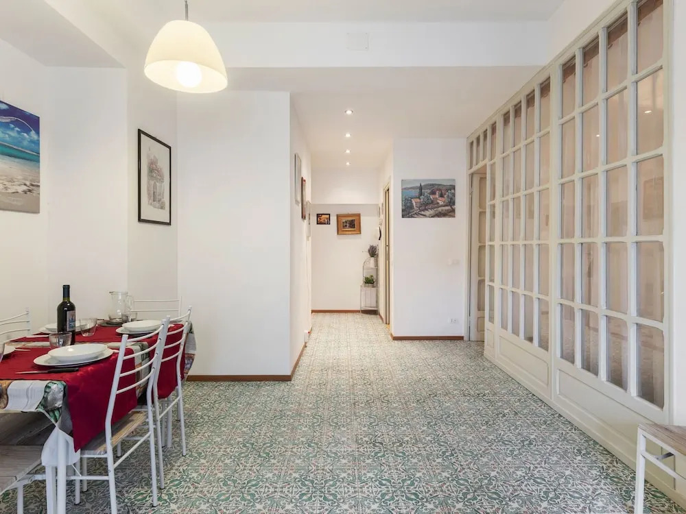 Voguish Apartment in Sanremo near Beach