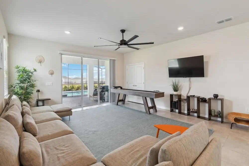 Amazing 7/5 Vacation Home at Windsor Island Resort!!!