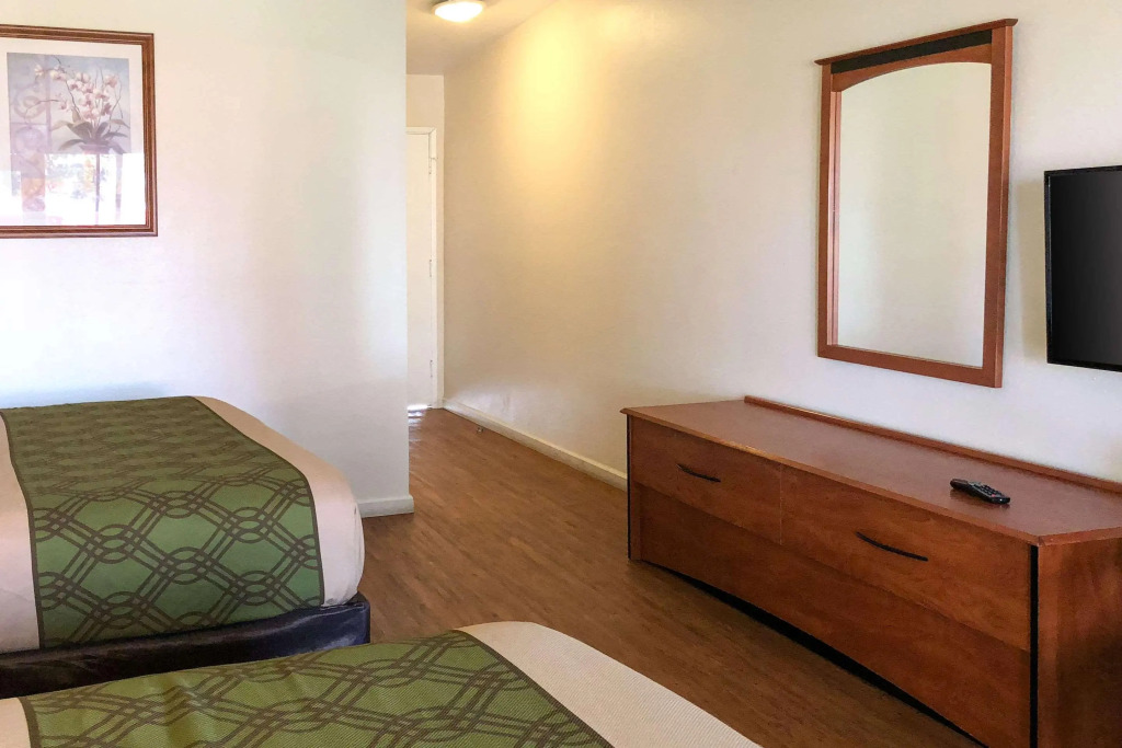 Garden Inn & Suites Oakland Airport