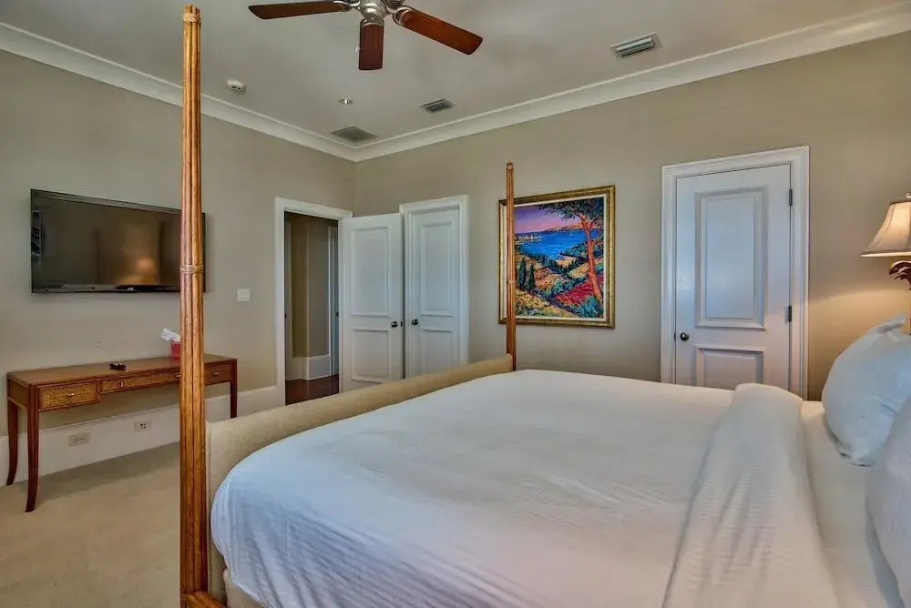 Villa Blanco 11 Bedroom Holiday Home by Five Star Properties
