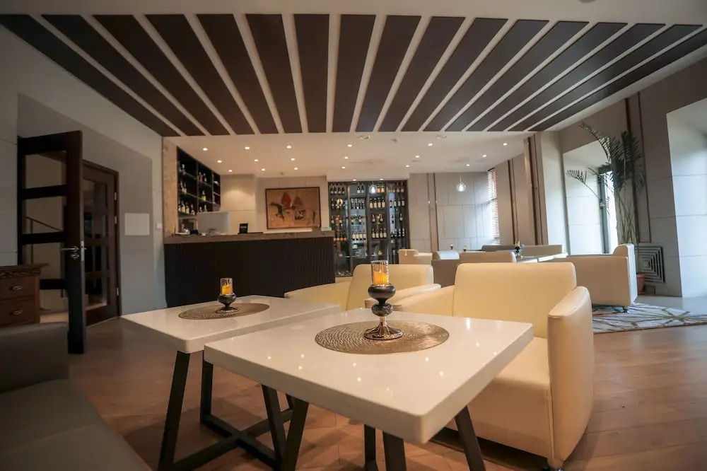 Edelweiss Art Hotel