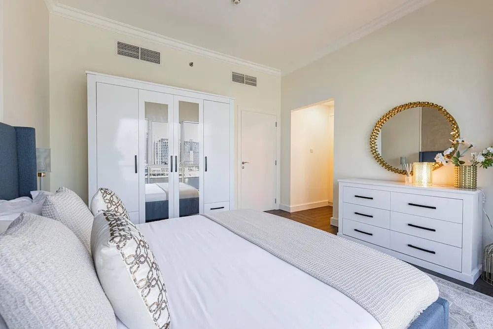 Stylish 1br - Extra Bed With Burj Khalifa View