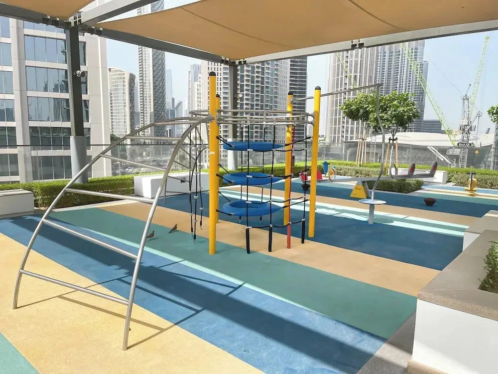 Delujo Stays   Burj Crown Collection