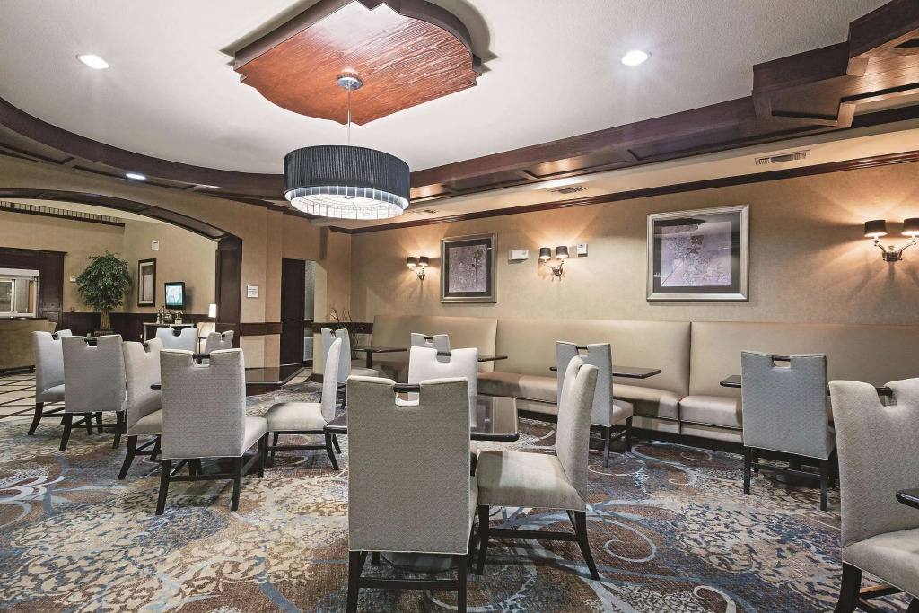 La Quinta by Wyndham DFW Airport West - Euless