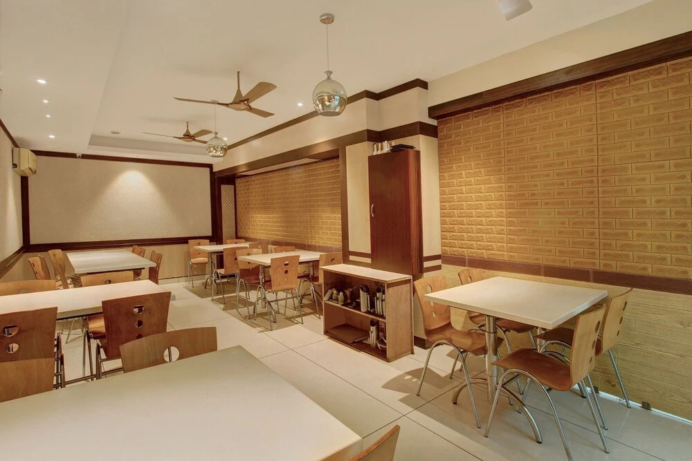 Townhouse 947 Hotel Tiruchendur Mani Iyer