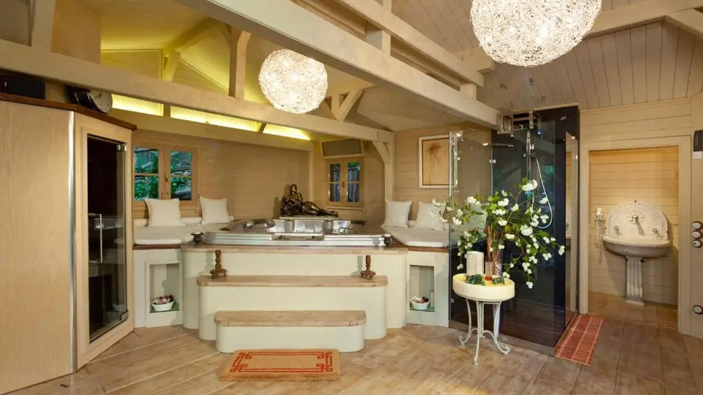 BORGO PARADISO 4&2, Emma Villas