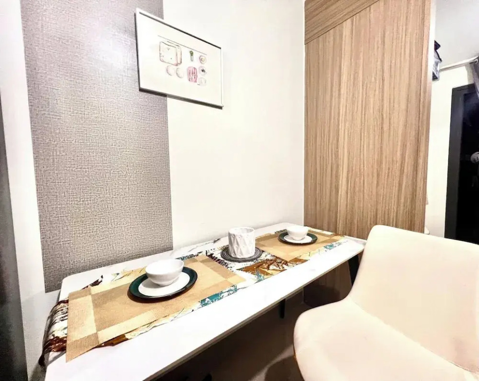 MOA Aseana Central Prime Accommodations