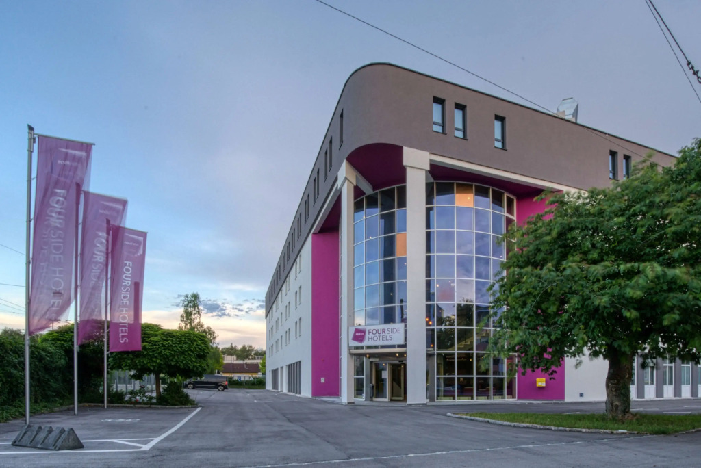Отель Plaza Inn Salzburg Messe