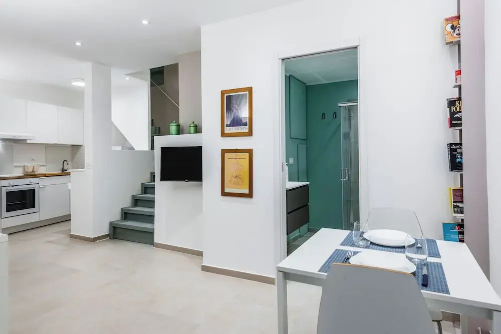 Modern Macha Apartment
