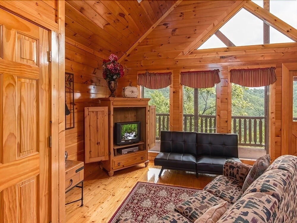Splash Country 4 Bedrooms 4 Bathrooms Cabin