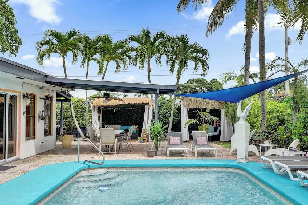 Rainbow Falls Estate For 8