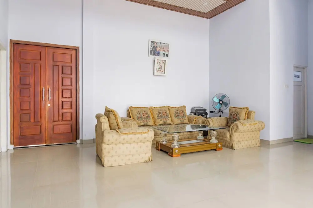 Urbanview Tebing Vietnam Lampung by RedDoorz