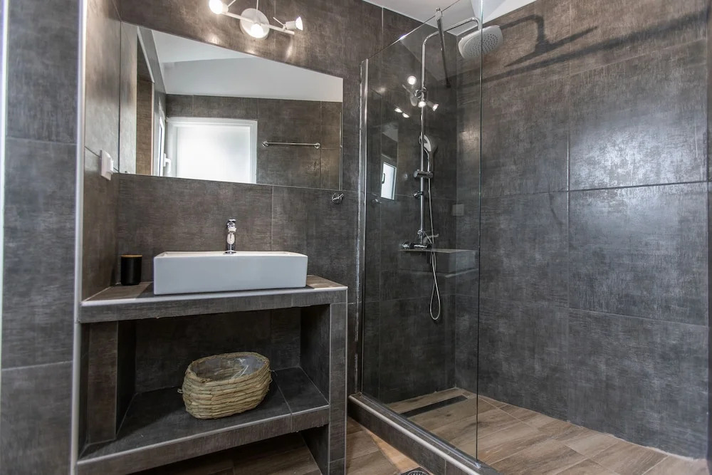 Raise comfy studios in the heart of Athens