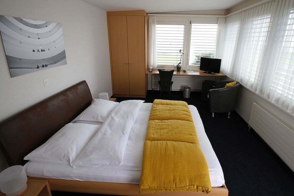 La Clef DOr Auberge Communale