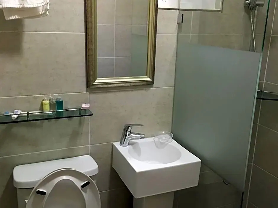 Sinsa Residence and Guesthouse