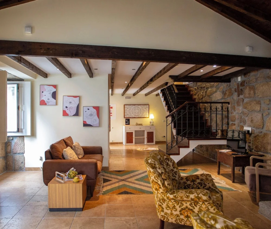 Casa dos Livros - Guest House
