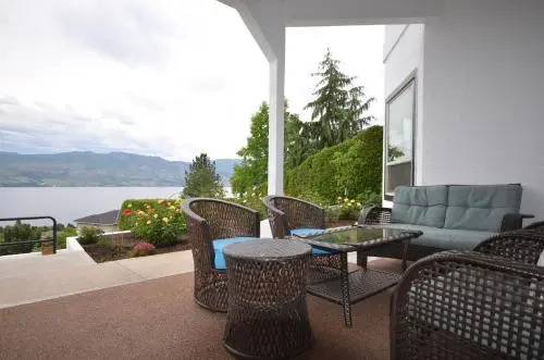 Bella Luna Bed And Breakfast