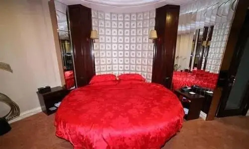 Run Zeng Hotel