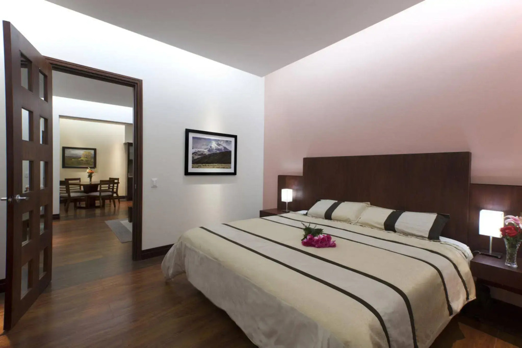 Parc Royal Suites Hotel