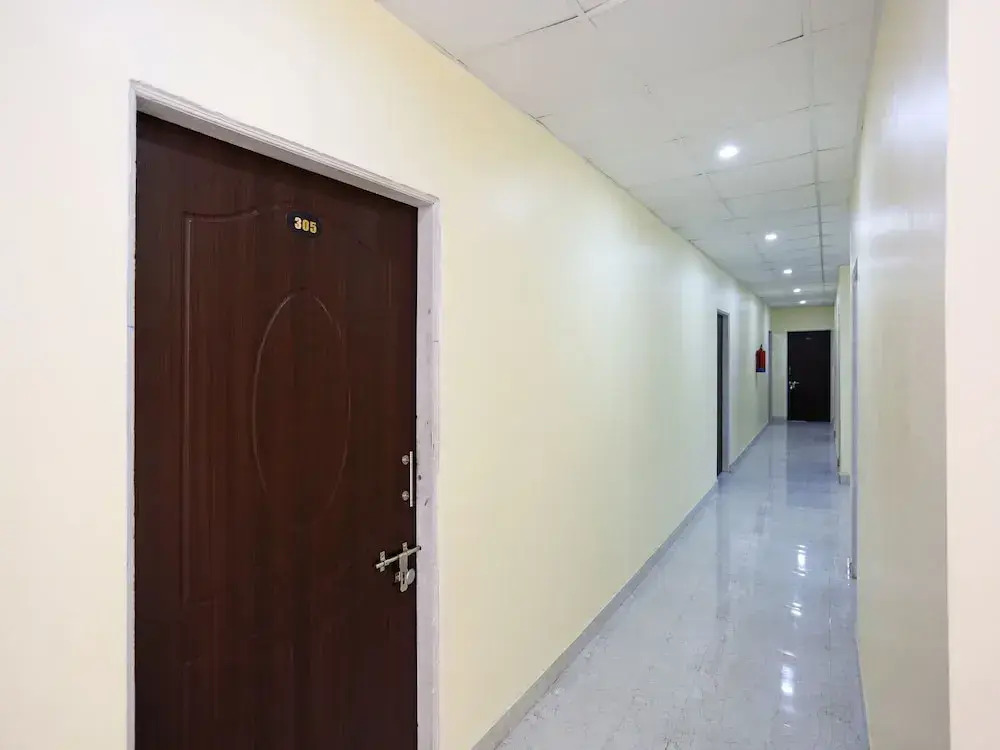 OYO 11559 Lakshay Residency