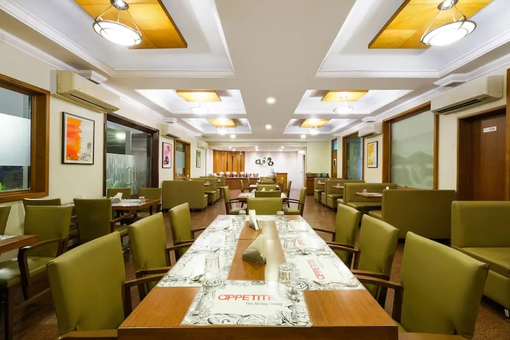 7Apple Hotel - Pune