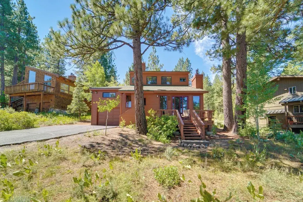 Shuttle to Ski Resort: Northstar Home