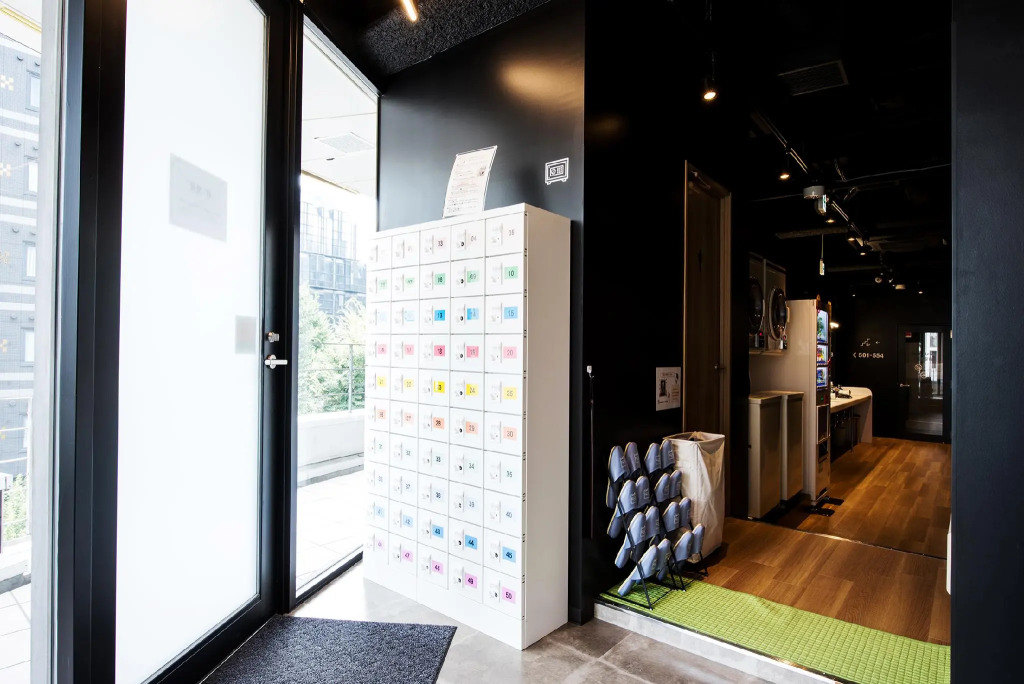Capsule Hotel Transit Shinjuku