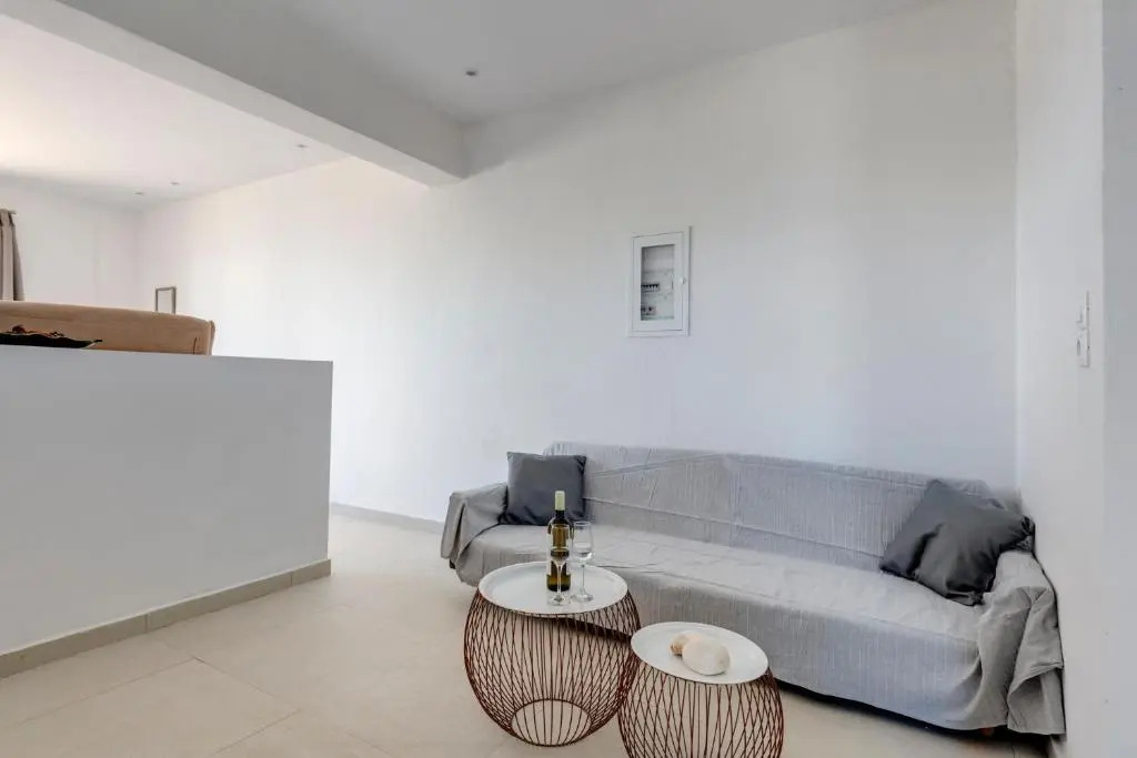 Chrysonisos Suites with Sunset & Seaviews near Kini