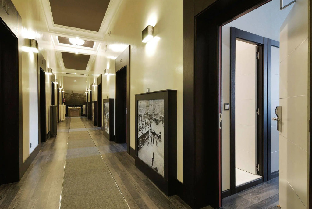 Alhambra Suites