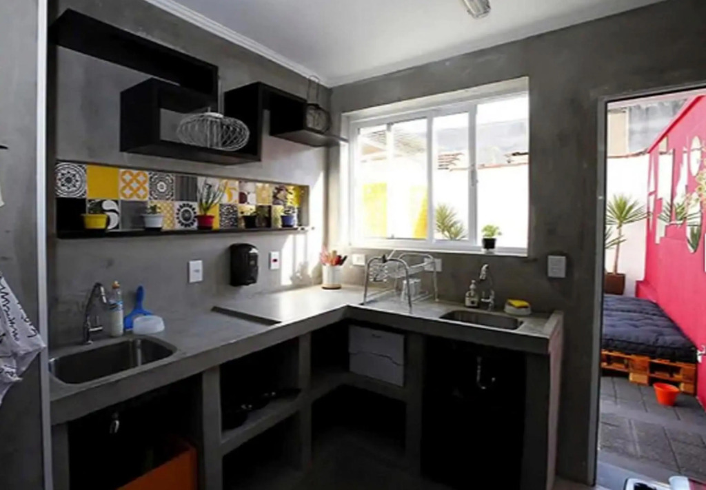 HBB Hostel Brazil Bar&Café- Vila Madalena - São Paulo-SP - Próximo a Beco do Batman, Paulista, Allianz Parque, Morumbi, Acesso 24hs