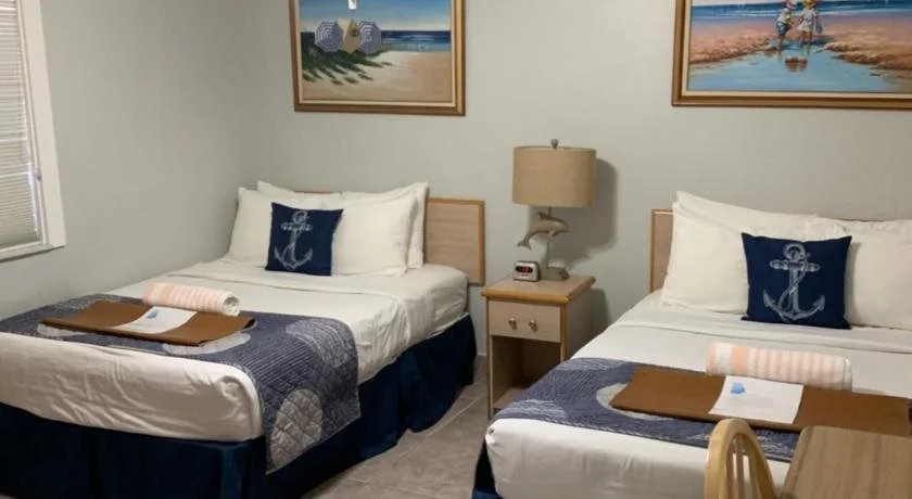 Manta Ray Inn