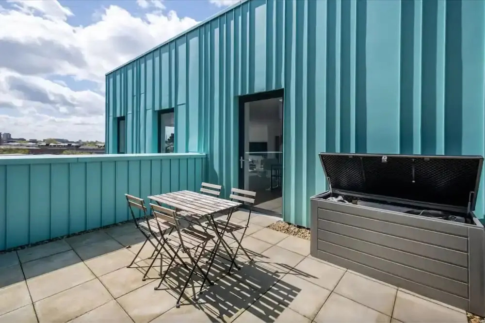 Stylish London Flat - Private Terrace - City View