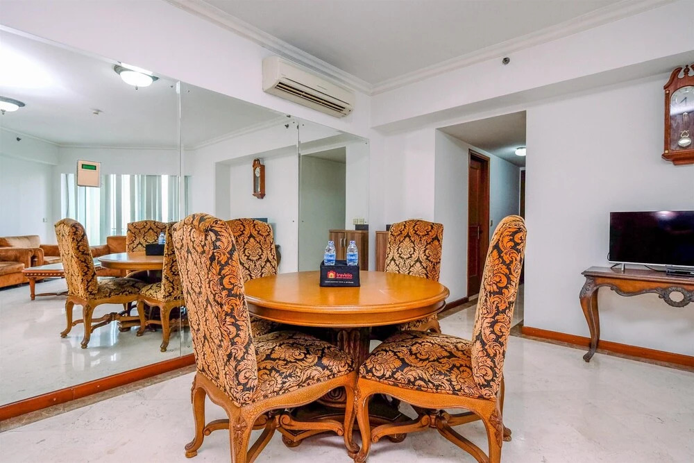 Comfortable And Spacious 3Br Puri Casablanca Apartment