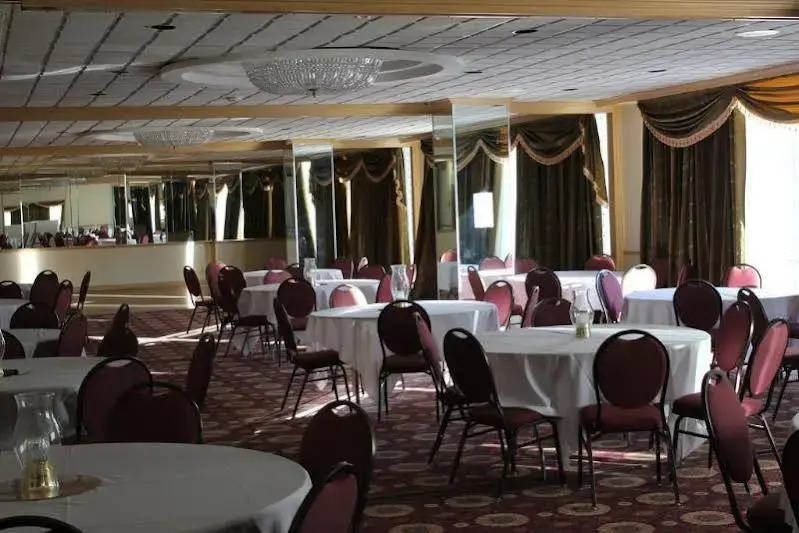 Park East Hotel