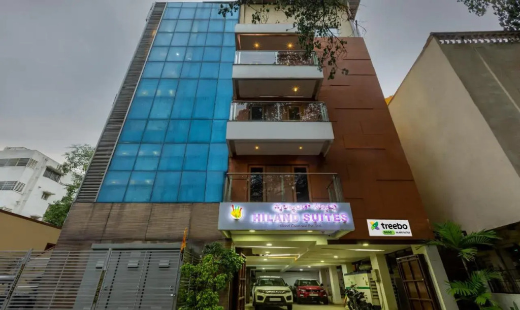Smile Stay Hiland Suites