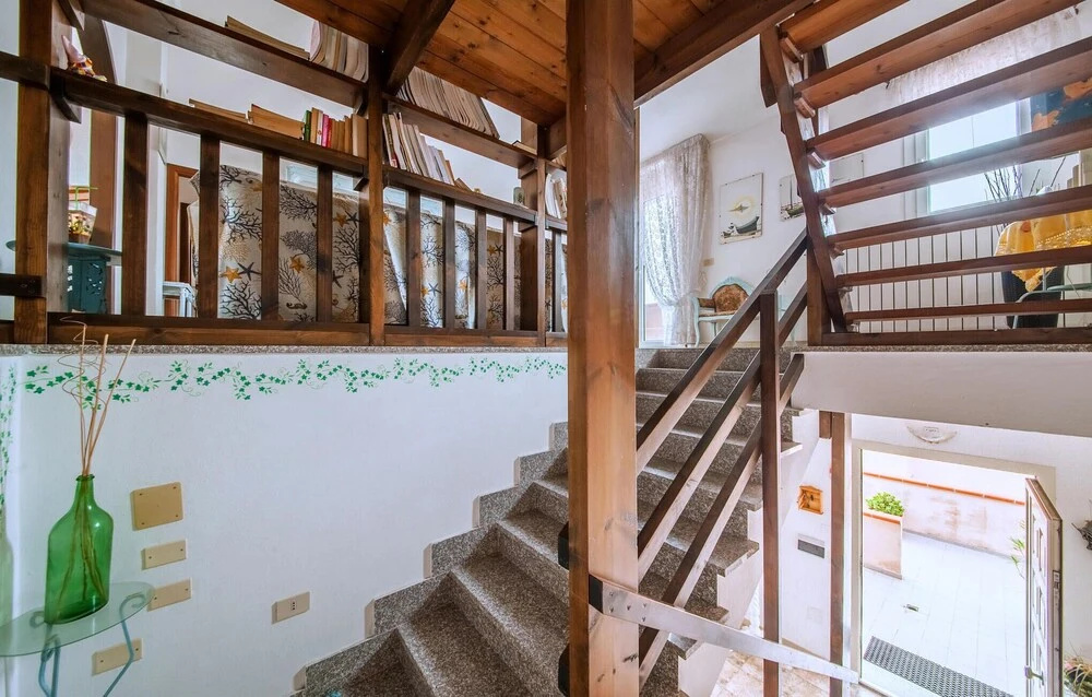 Stunning Apartment in La Maddalena With 5 Bedrooms and Wifi