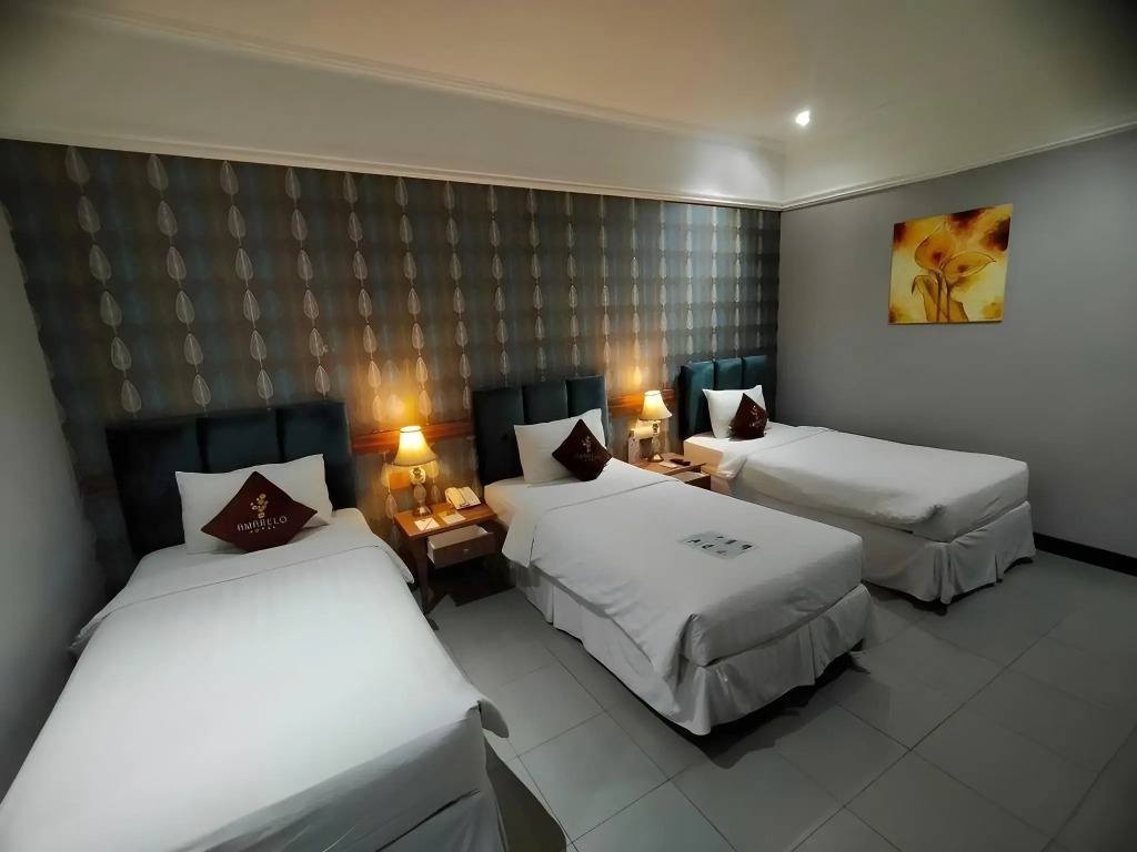 Amarelo Hotel Solo