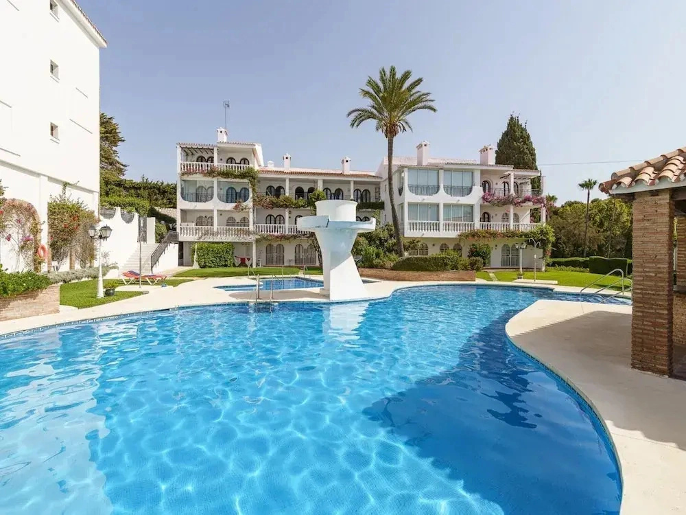 Peaceful Retreat Near the Beach