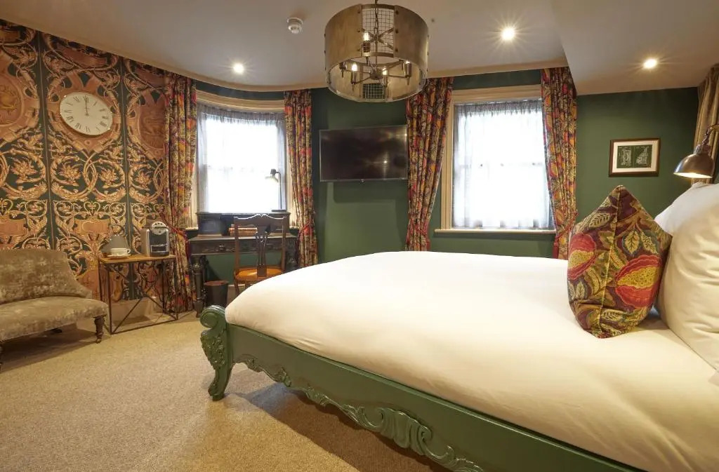 The Kings Arms Pub & Boutique Rooms
