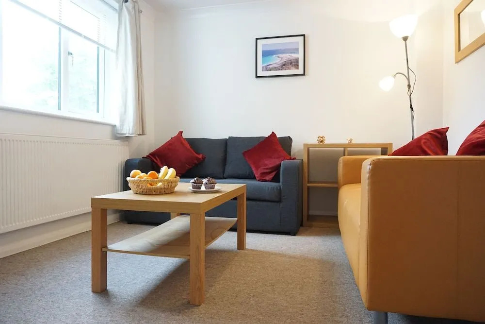 Holt Apartment