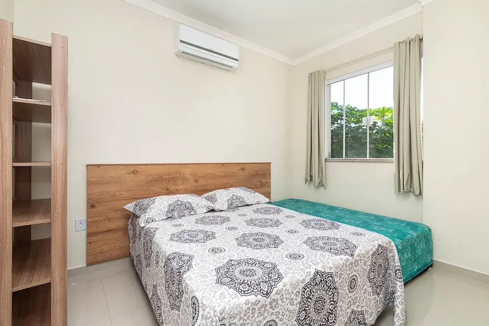 Rent Apartment 3 bedrooms w/ 1 suite - 680