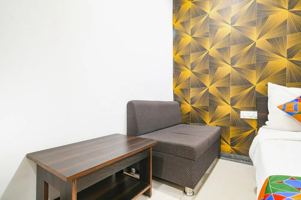 Fabhotel Prime The Euro